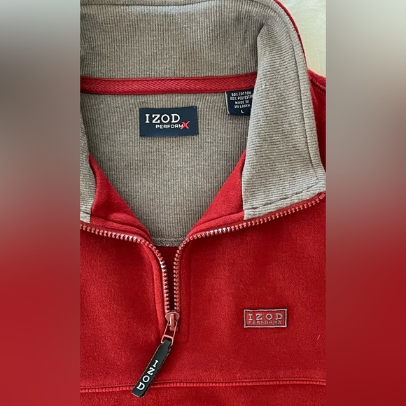 IZOD Large Burgundy Pullover Fleece - Picture 3 of 4